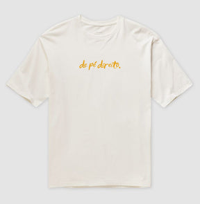 Camiseta Oversized – Pé Direito.