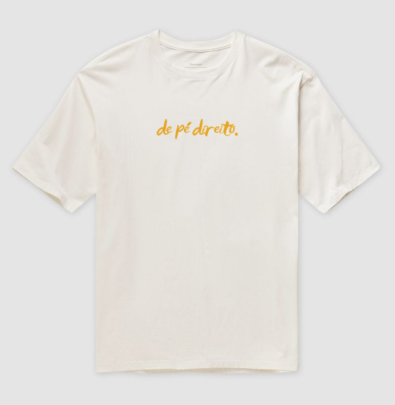 Camiseta Oversized – Pé Direito.